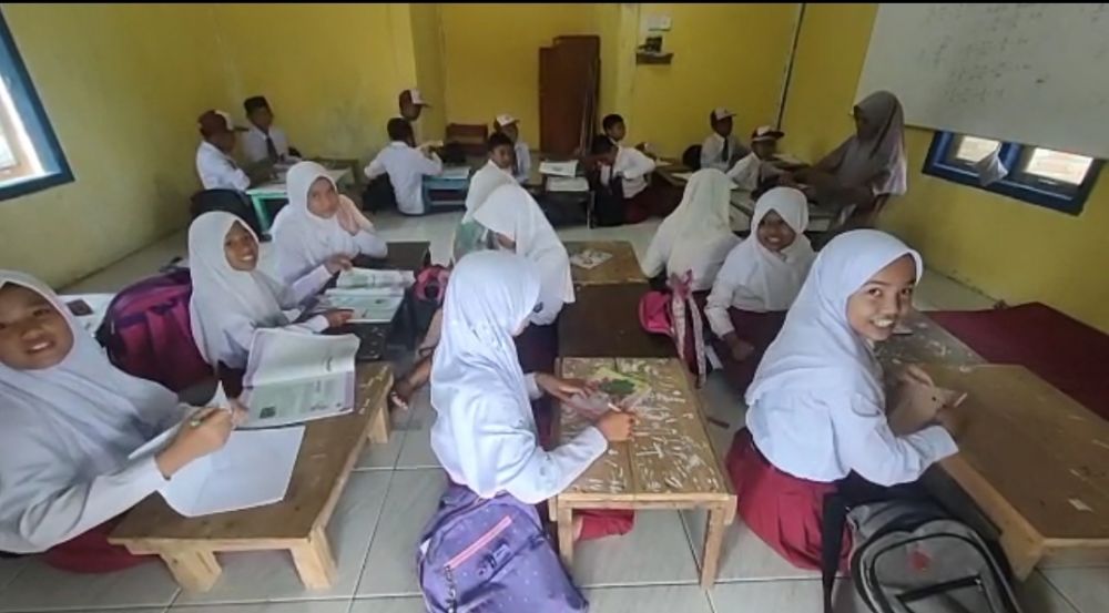 Beginilah Kondisi siswa siswi SDN 29 Desa Terusah Belahar di Musholla
