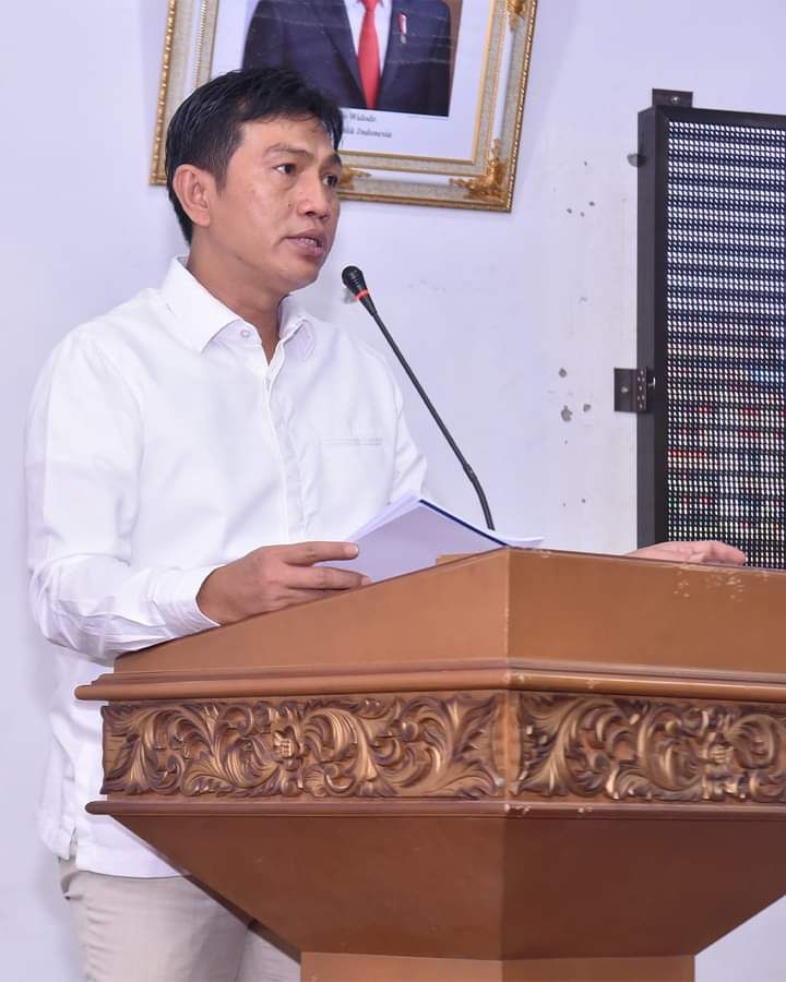 Bupati Batanghari, Muhammad Fadhil Arief, SE saat menyampaikan LKPJ Bupati tahun 2022.....