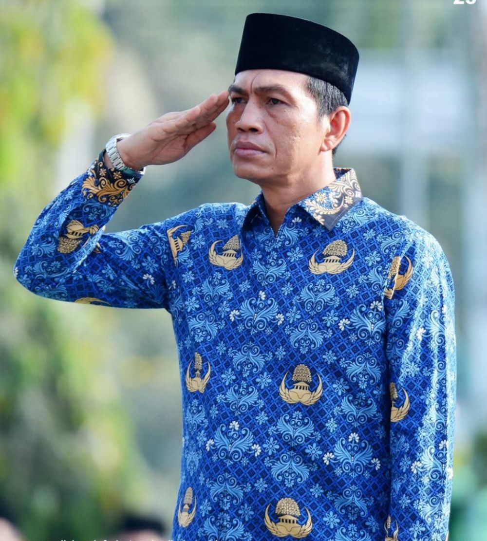 Bupati Batanghari, Muhammad Fadhil Arief, SE....