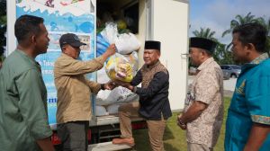  Wabup A. Khafidh Lepas Bantuan Kemanusiaan untuk Korban Bencana Solok Selatan