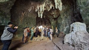 Tim Evaluator UNESCO Terpukau Keindahan Goa Tiangko, Dorong Penguatan Informasi Edukasi Geosite Mera